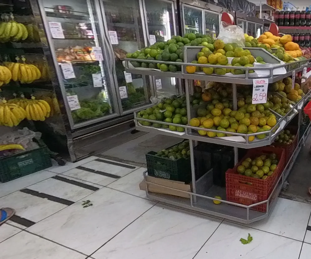 Área refrigerada do Nosso Vizinho